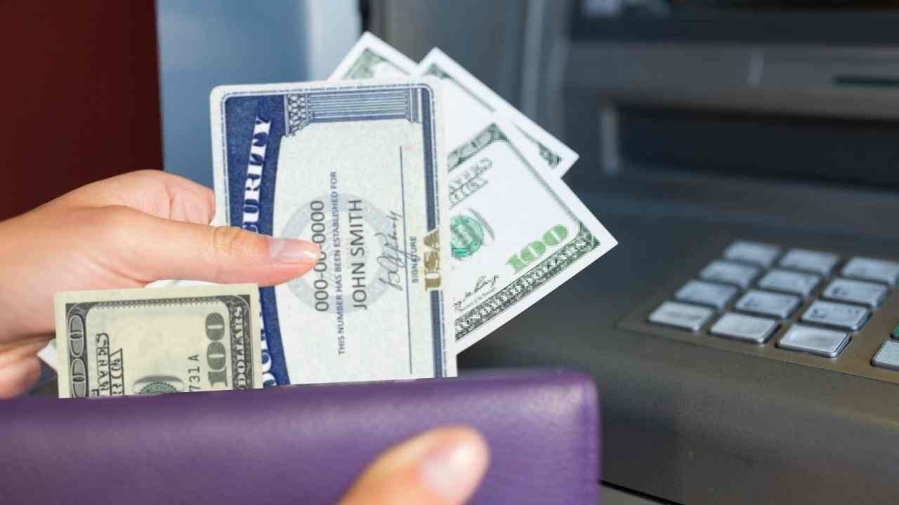 Why Your March 2026 Social Security Check Might Arrive at the End of the Month